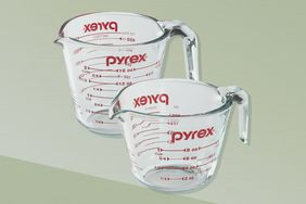 The Pyrex Measuring Cups I Use Every Time I Bake for the Past 7 Years Are on Sale for Just $9 a Piece tout